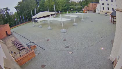2025-10-04