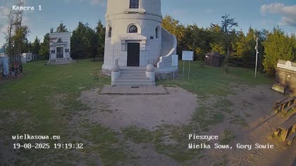 2025-08-19