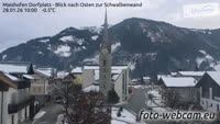 Maishofen - Dorfplatz - Blick nach Osten zur Schwalbenwand