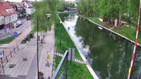 Swing bridge