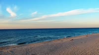 Playa con paseo marítimo