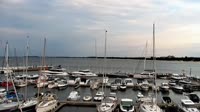 Pier, Yachthafen und Strand