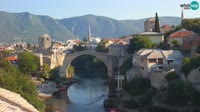 Mostar - Vieux pont et rivière Neretva