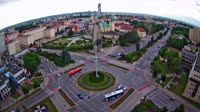 Ogrody Bernardynów, Pomnik, Rondo Dmowskiego