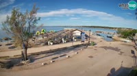 Vir - Beach and harbor