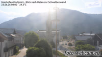 Maishofen - Dorfplatz - Vista a est sulla Schwalbenwand