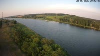Gate weir on the Oder
