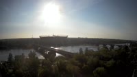 National Stadium, Średnicowy Bridge