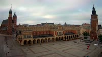 Place du marché principal - Halle aux Draps