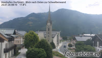 Maishofen - Dorfplatz - Vista a est sulla Schwalbenwand