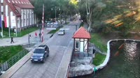 Swing bridge
