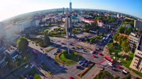 Ogrody Bernardynów, Pomnik, Rondo Dmowskiego