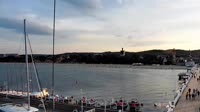 Muelle, puerto deportivo y playa