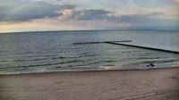 Playa y puerto