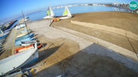 Roses - La Perola Harbor and Beach