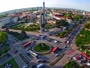 Ogrody Bernardynów, Pomnik, Rondo Dmowskiego