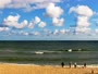 Playa con paseo marítimo